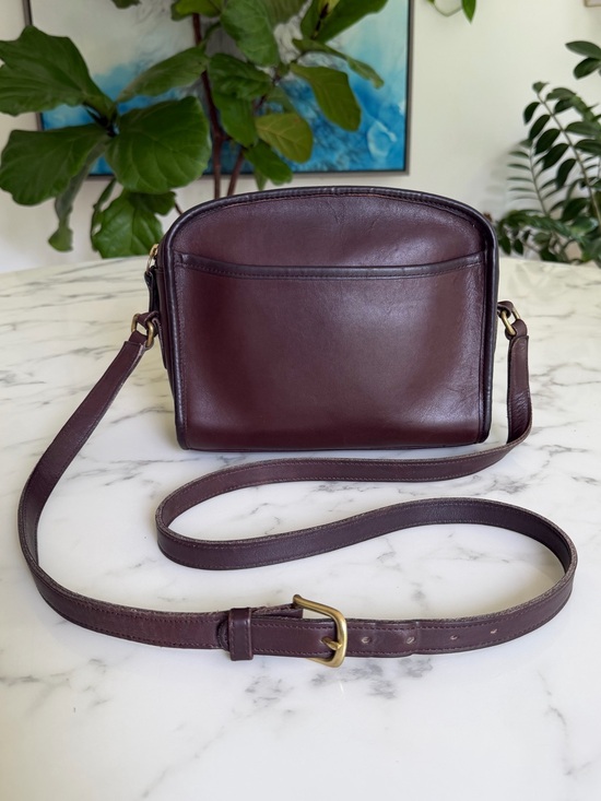 Coach Handbags - Coach Vintage Metropolis Zip Crossbody Bag 9087 Mahogany Leather 90's w/ Key Fob